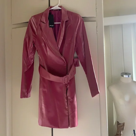 Nasty gal metallic pink blazer dress - Picture 2 of 2